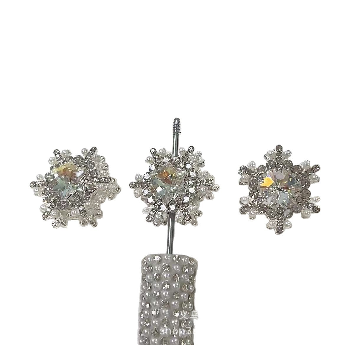 Wholesale  10pcs Snowflake inlaid with colored zircon straight hole beads