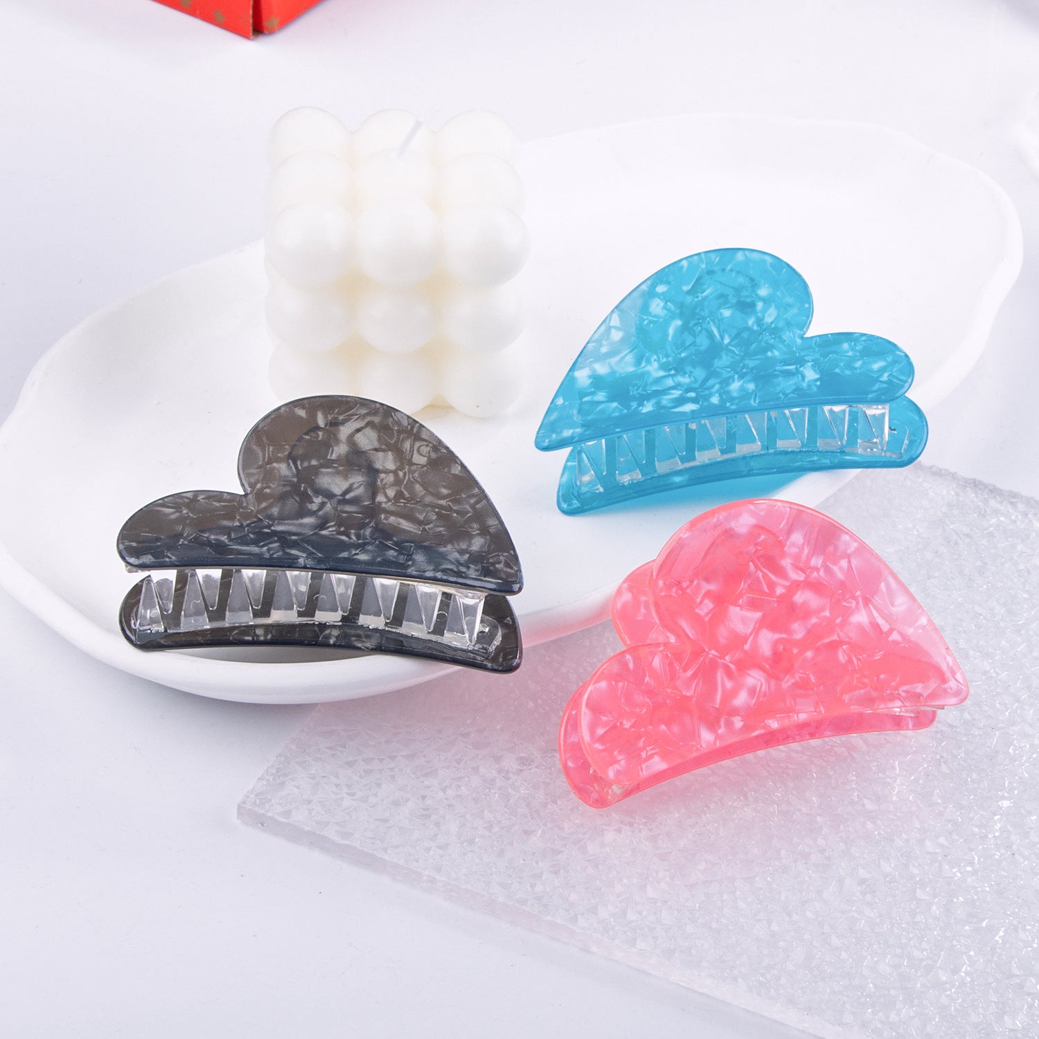 Wholesale Valentine's Day  Heart Shape Colorful Grippers