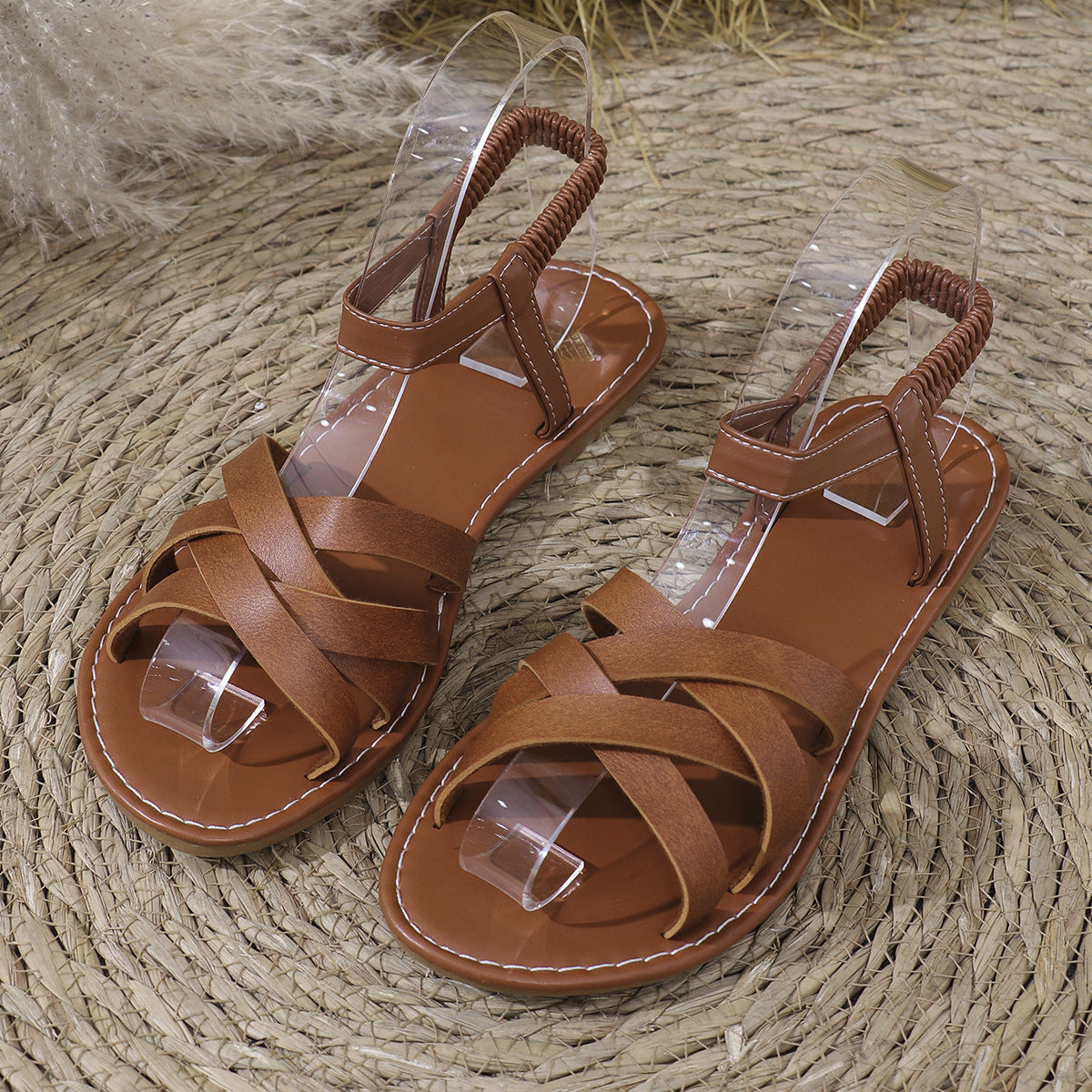 Wholesale Flat Fashionable Versatile Cross Roman Sandals