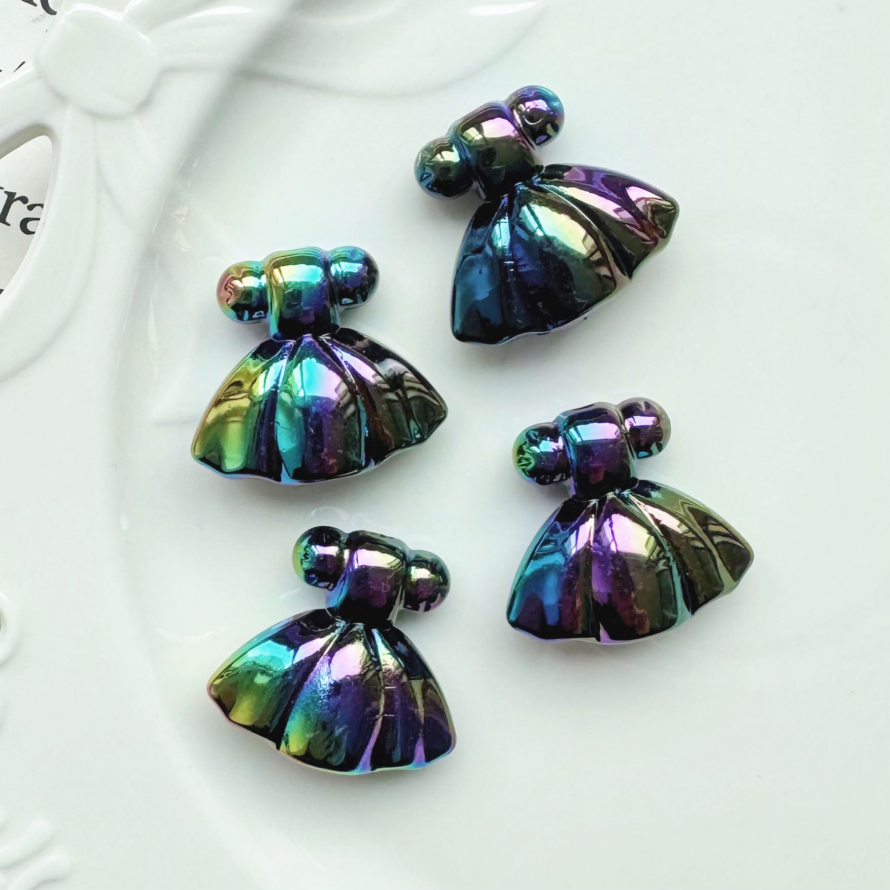 Wholesale 10pcs Colorful Beautiful Skirt Acrylic Beads