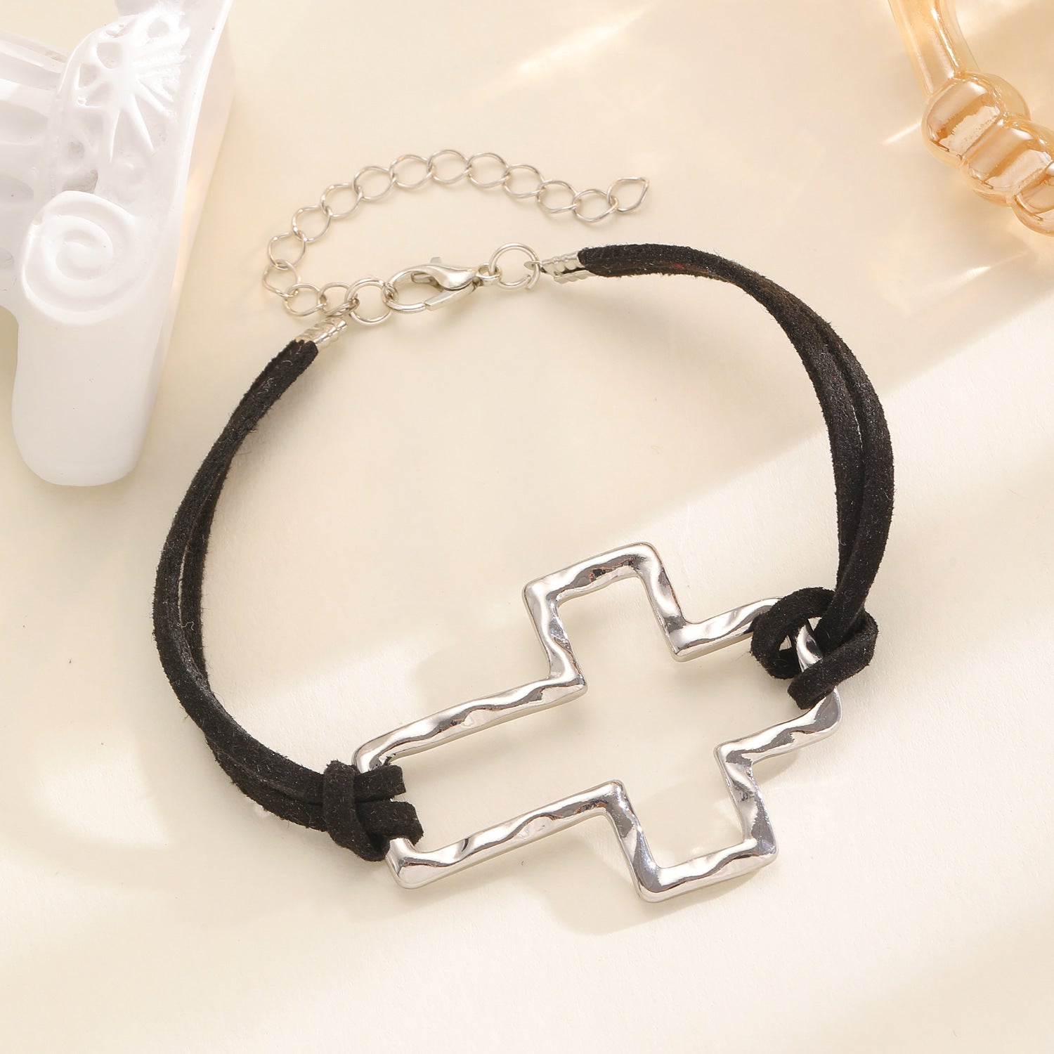Wholesale Exaggerated cross-shaped heart plated bracelet