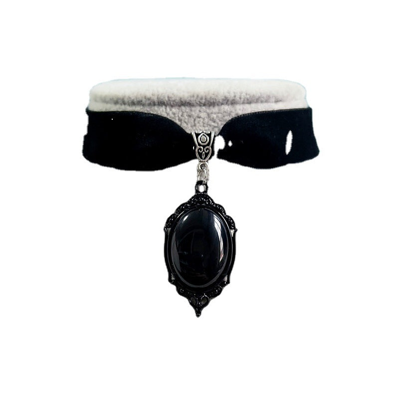 Wholesale Handmade Velvet Vintage Necklace Various Gothic Jewelry