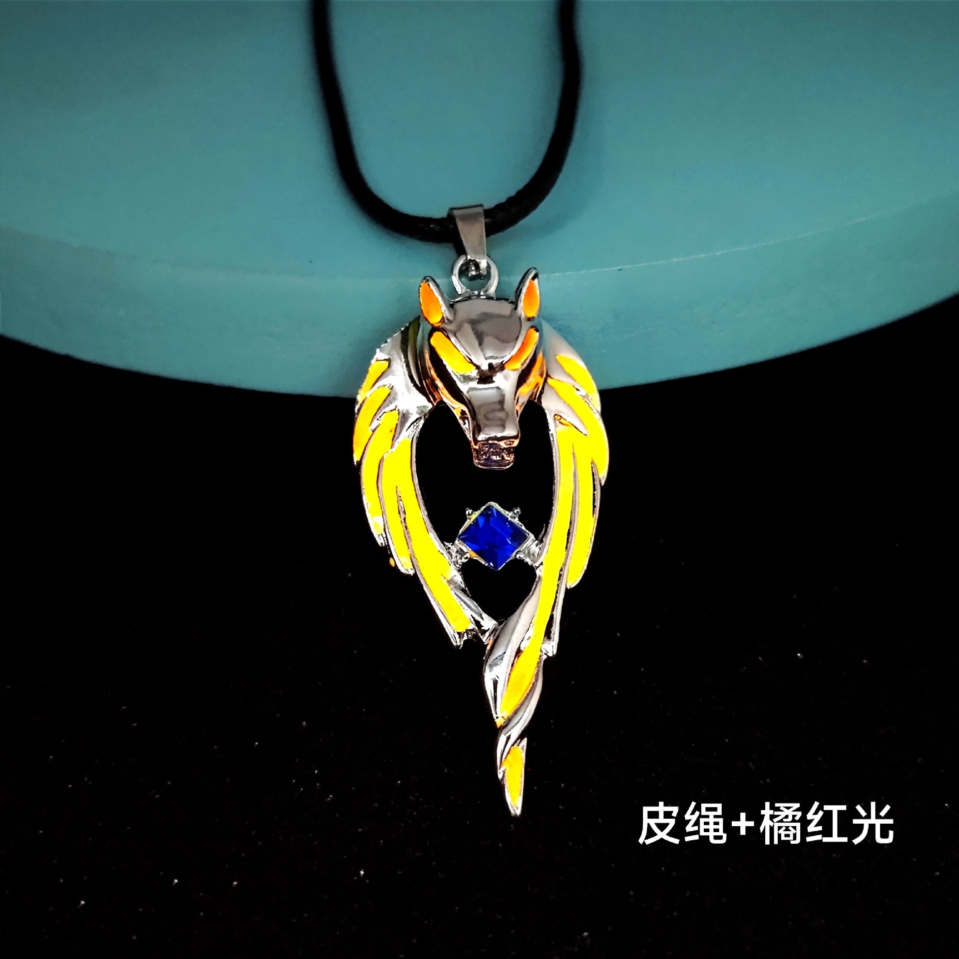 Wholesale Luminous Wolf Totem Wolf King Luminous Necklace