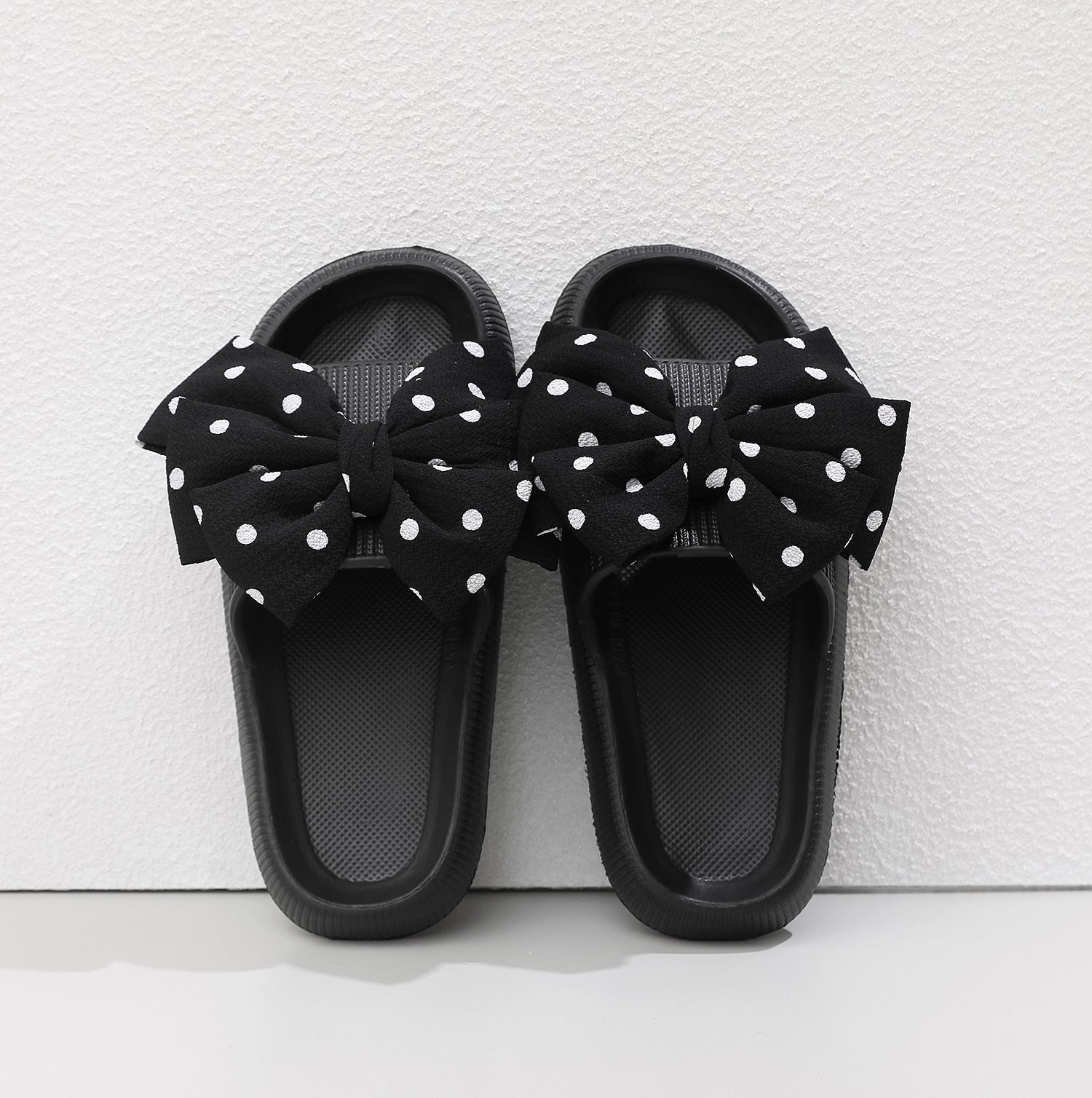 Fashion polka dot bow slippers women's summer outer wear thick bottom indoor one-word sandals beach shoes