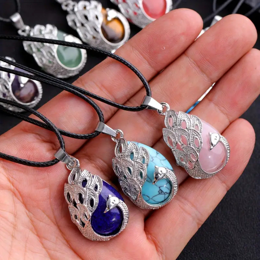 Wholesale Vintage silver-plated cat' s eye peacock pendant necklace