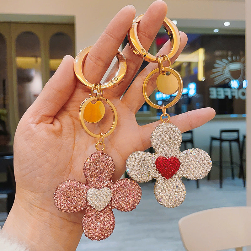 Wholesale Creative Diamond Inlaid Clover Crystal Keychains