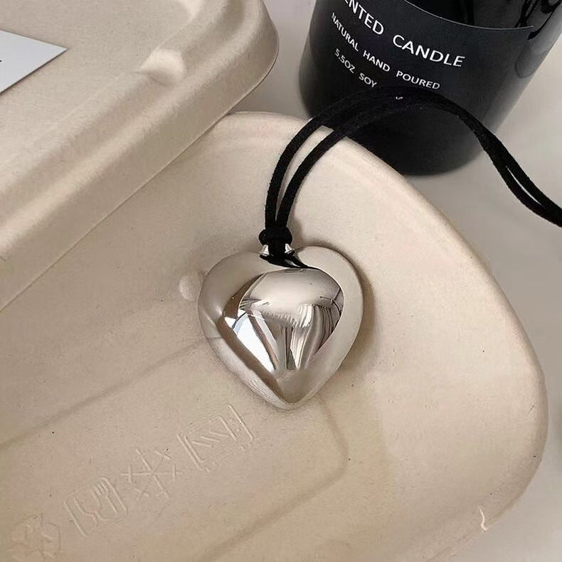 Wholesale Love Pendant Necklace Sweater Chain