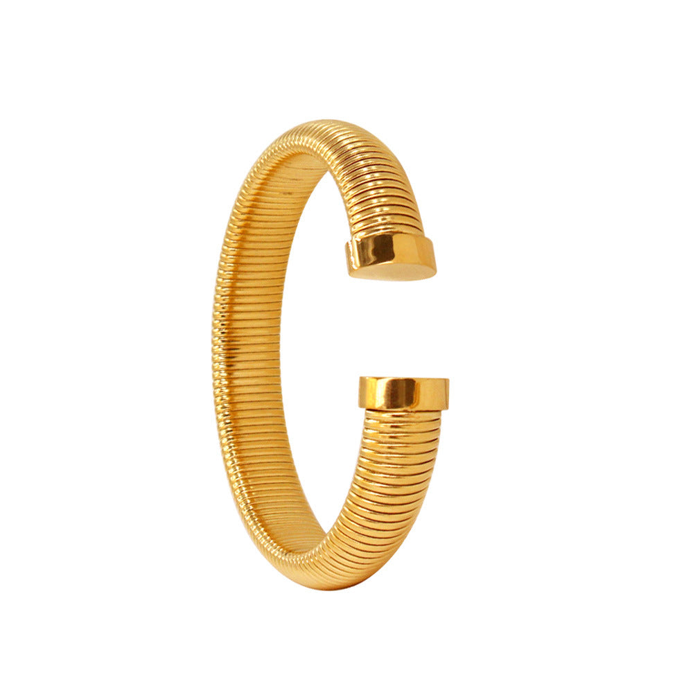 Wholesale Fashionable C-shaped Titanium Steel 18K Gold Open Bracelet