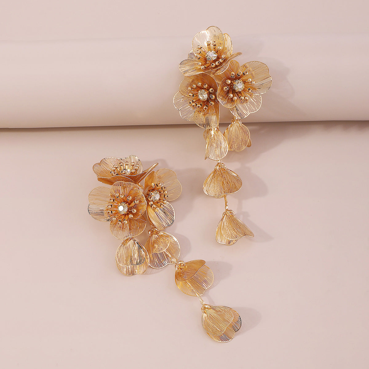 Wholesale Metal Style Three-dimensional Flower Exaggerated Earrings