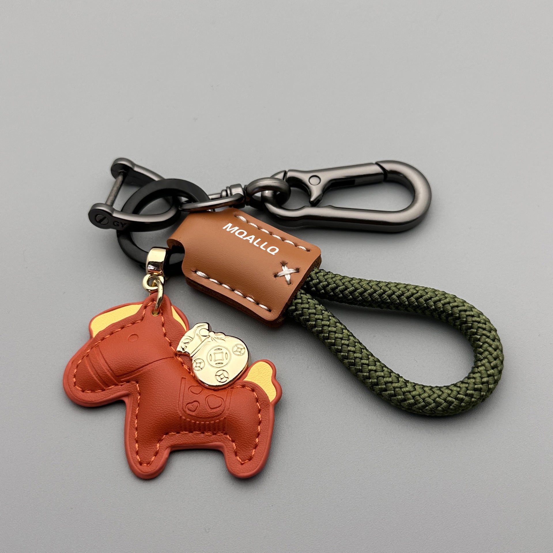 Wholesale Immediately get rich handmade cow leather car keychain pendant
