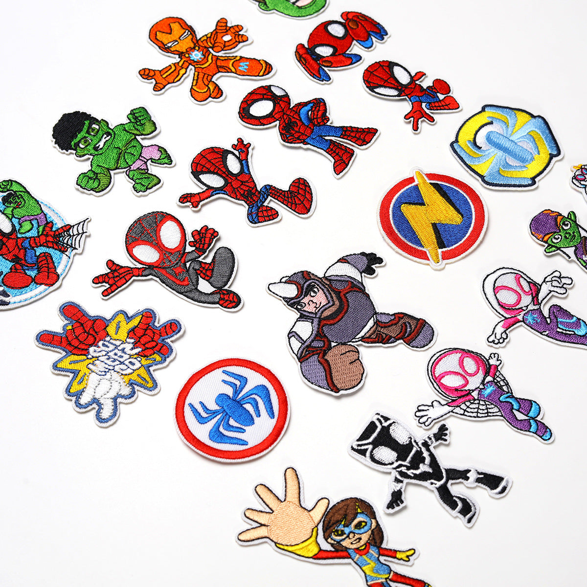 Wholesale Cartoon Embroidered Patches Set 20 Styles Twill Applique For Clothing Coat Bag Decor Boutique Resale Accessory OLY Exclusive