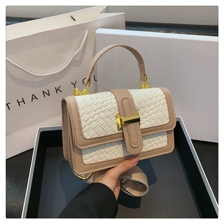 Wholesale Retro Fashion Simple Popular Hand-held Messenger Shoulder Small Square Bag