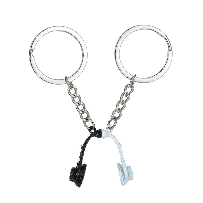 Wholesale Alloy Headphone Magnetic Stitching Couple Keychain
