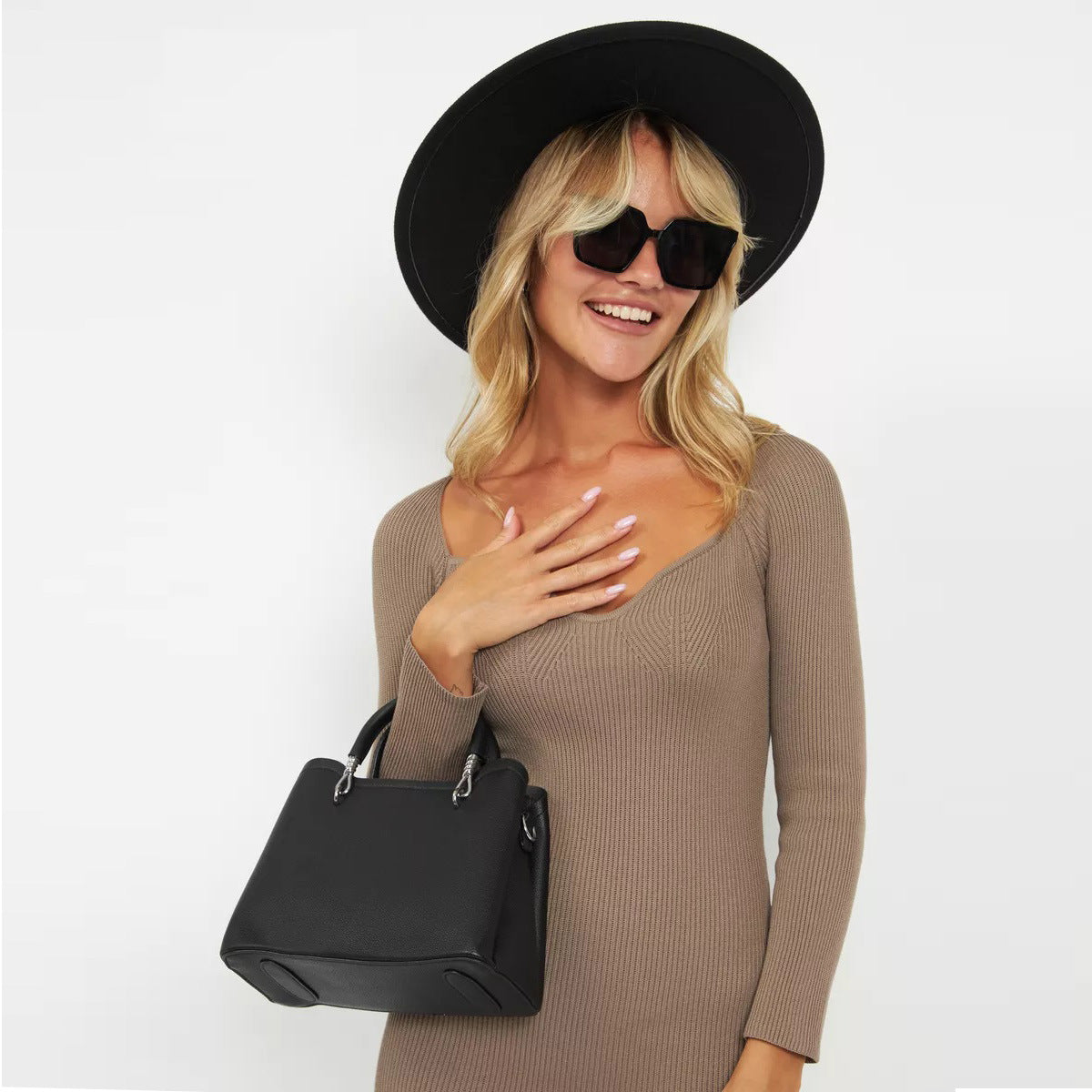 Wholesale Leisure Large Capacity Multi Pocket Portable Single Shoulder Crossbody Bag