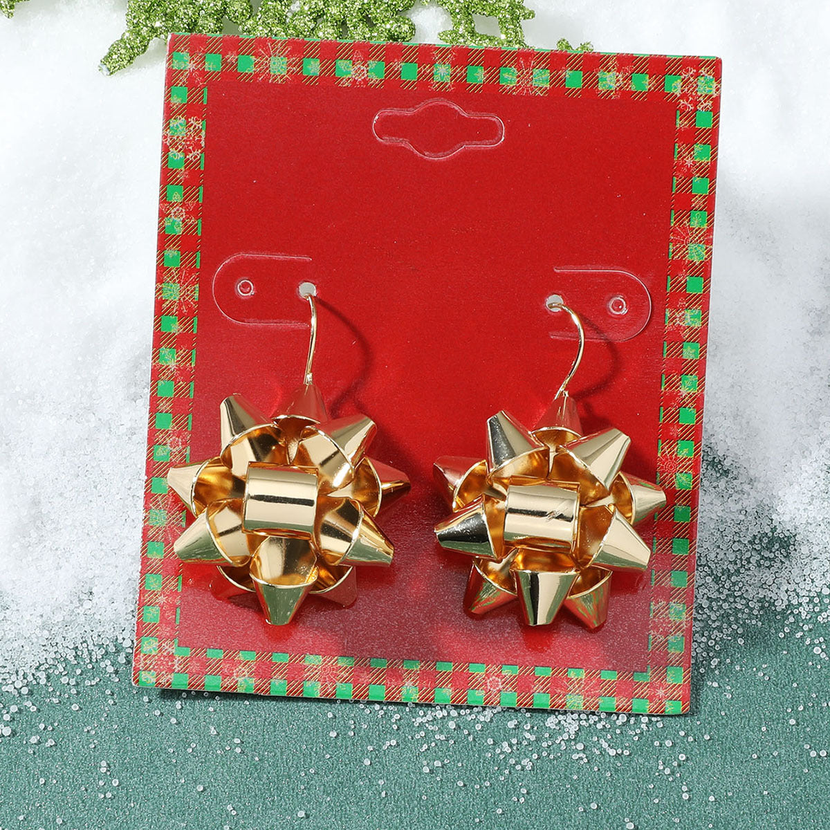 Wholesale Christmas Fashion Cute Alloy Oil Dripping Elk Snowflake Earrings