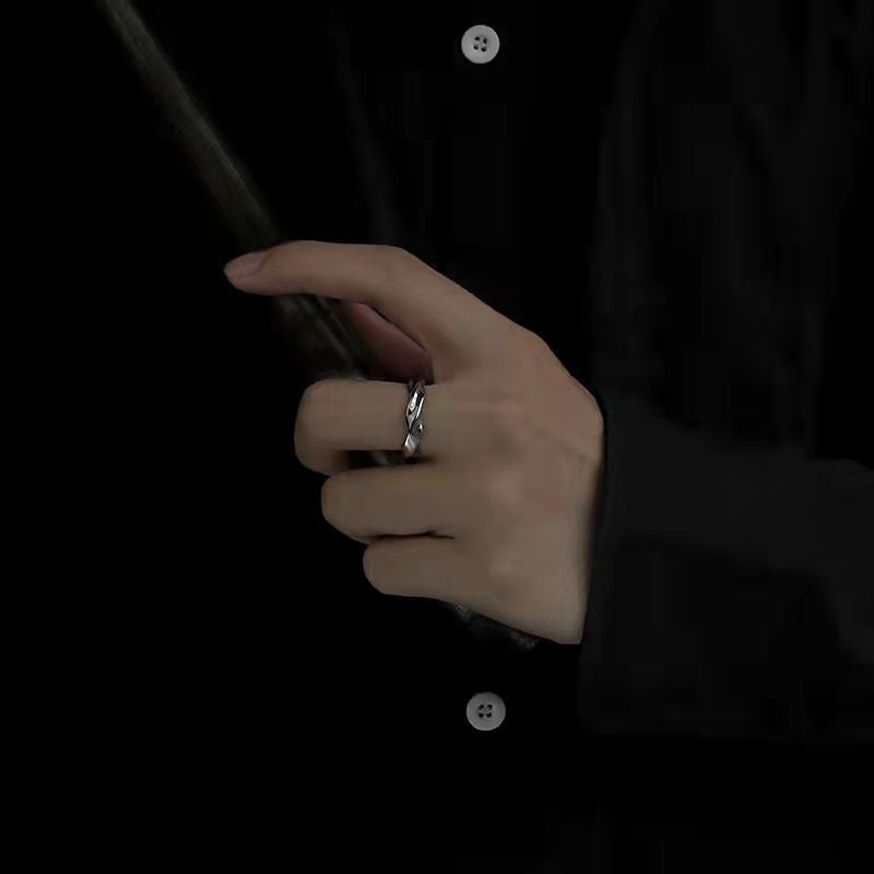 Wholesale Mobius ring ring ring niche design sense advanced couple men's and women's 520 Valentine's Day gift