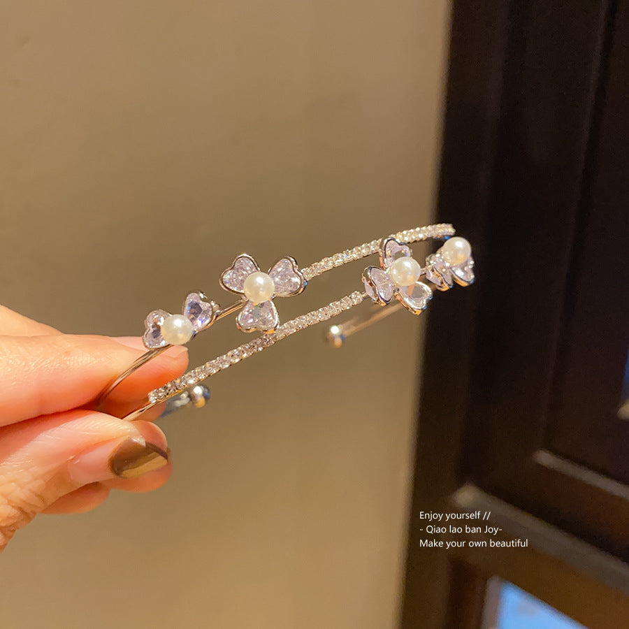 Wholesale Zircon Sparkling Ripple Flower Opening Bracelet