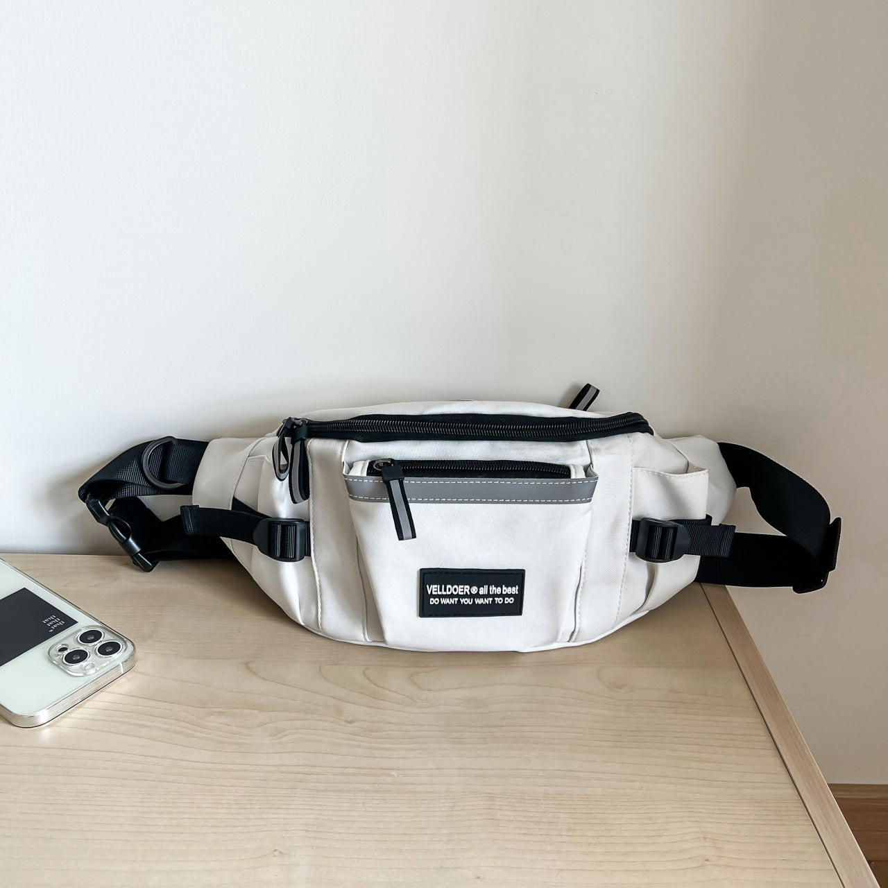 Wholesale Waterproof chest bag workwear style sports messenger bag large capacity versatile student cycling waist bag