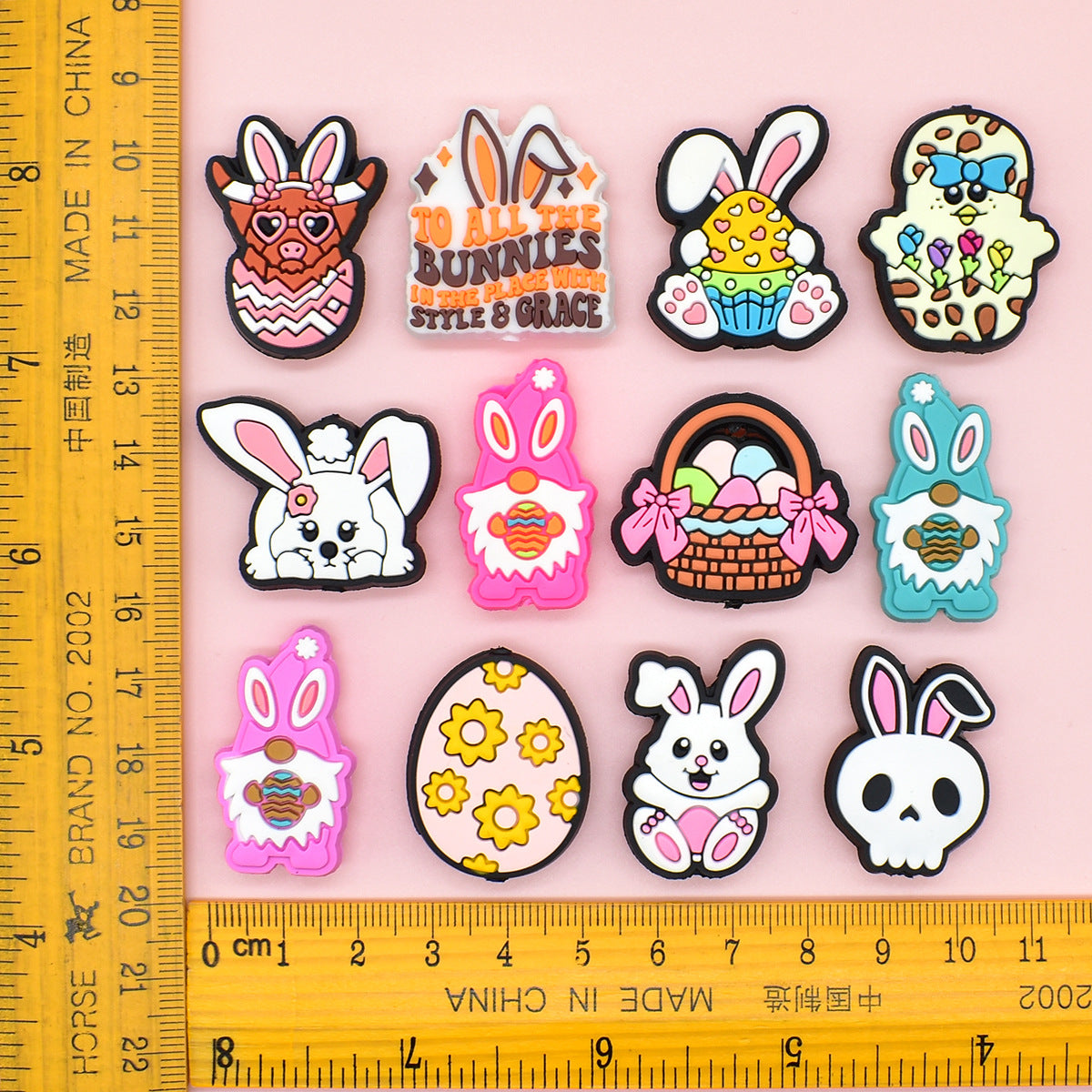 Wholesale  Random 100pcs/pack  Cute cartoon rabbit through-hole beads