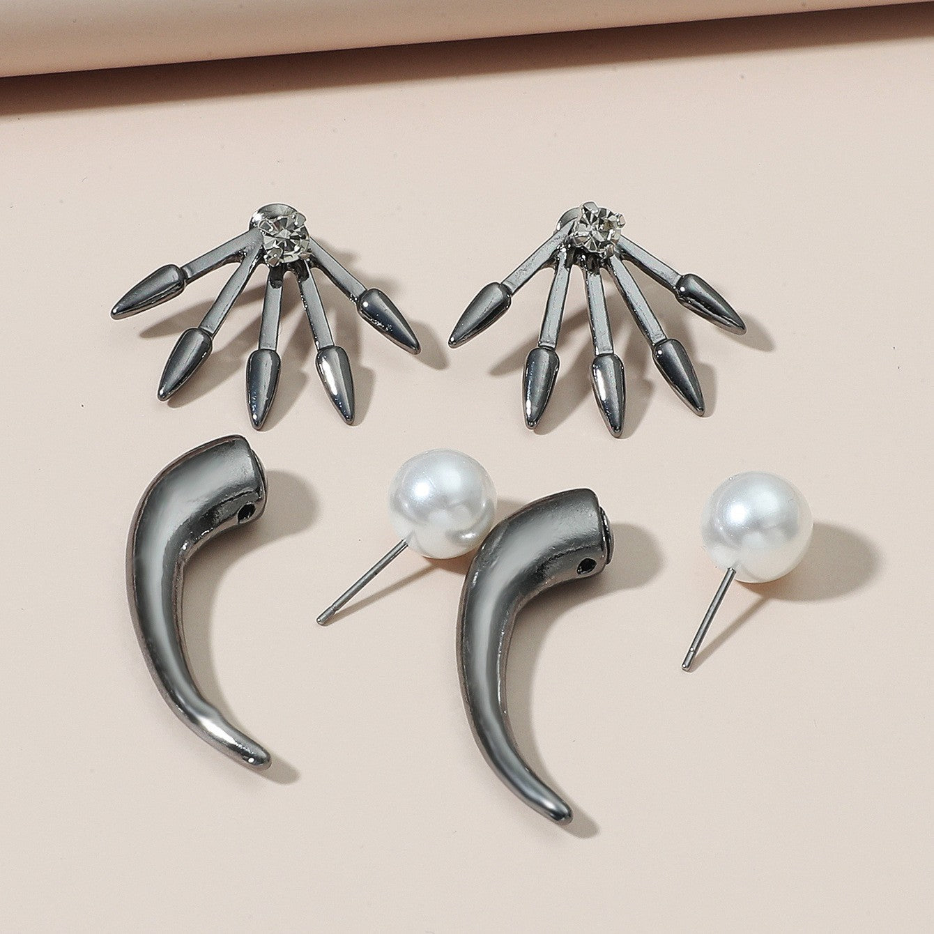 Wholesale Punk rivet pierced earrings