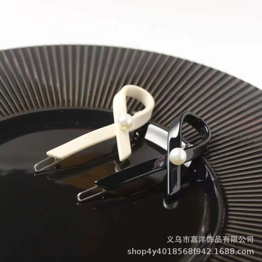 Wholesale Temperament cute bow bangs clip