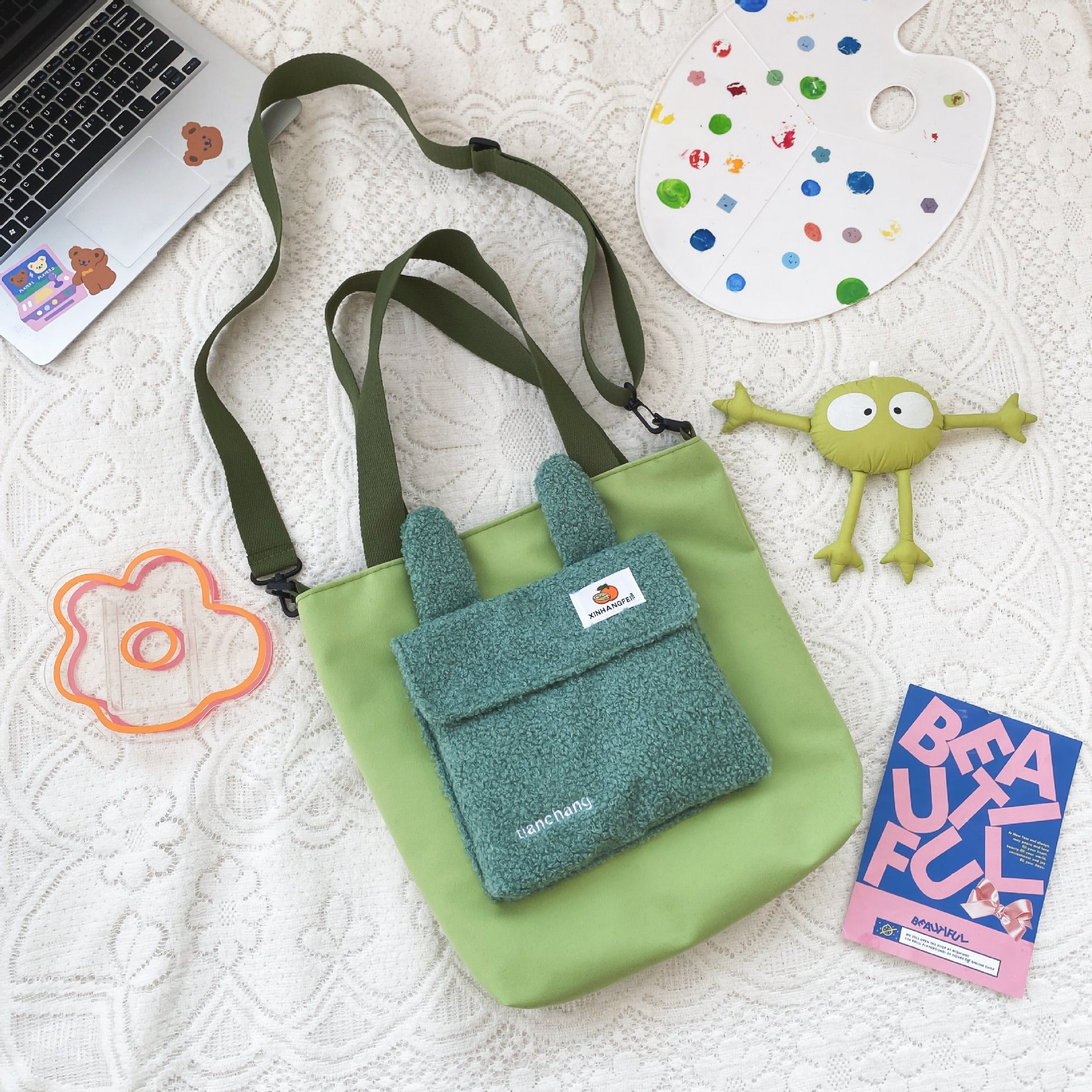 Wholesale Nylon Color Contrast Splicing Lamb Wool Shoulder Bag