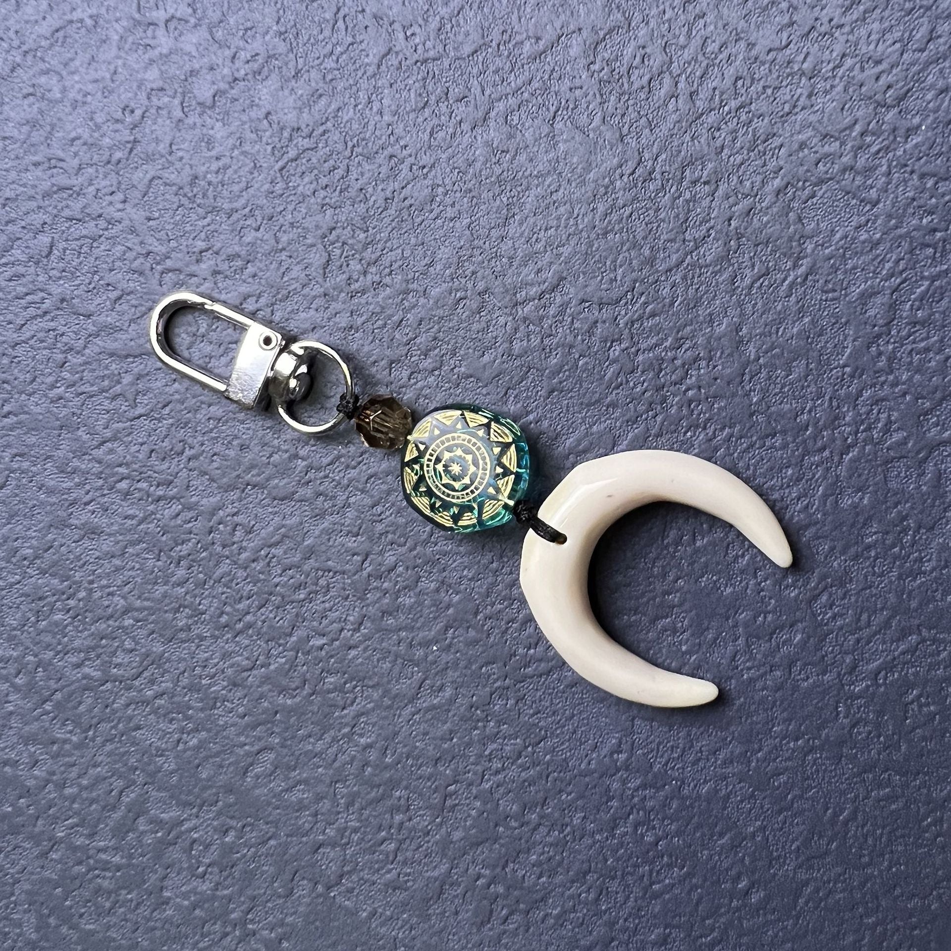 Wholesale Smiley Face Dice Number Personalized Keychain