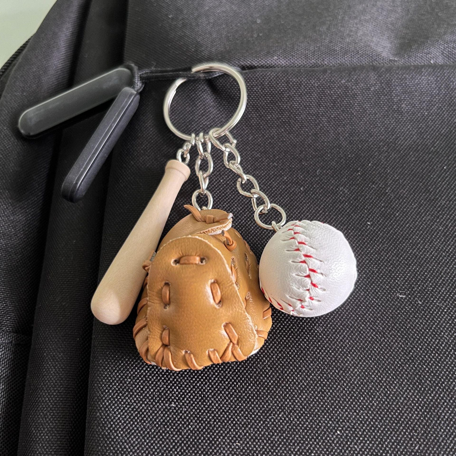 Wholesale PU Baseball Keychains