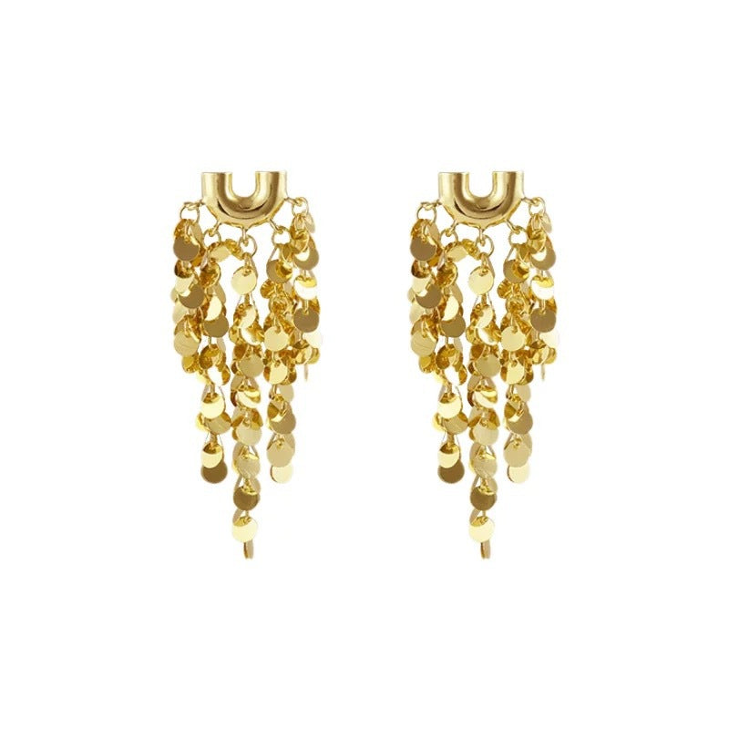 Wholesale Metal tassel sequins fashionable high-end cool style Earrings