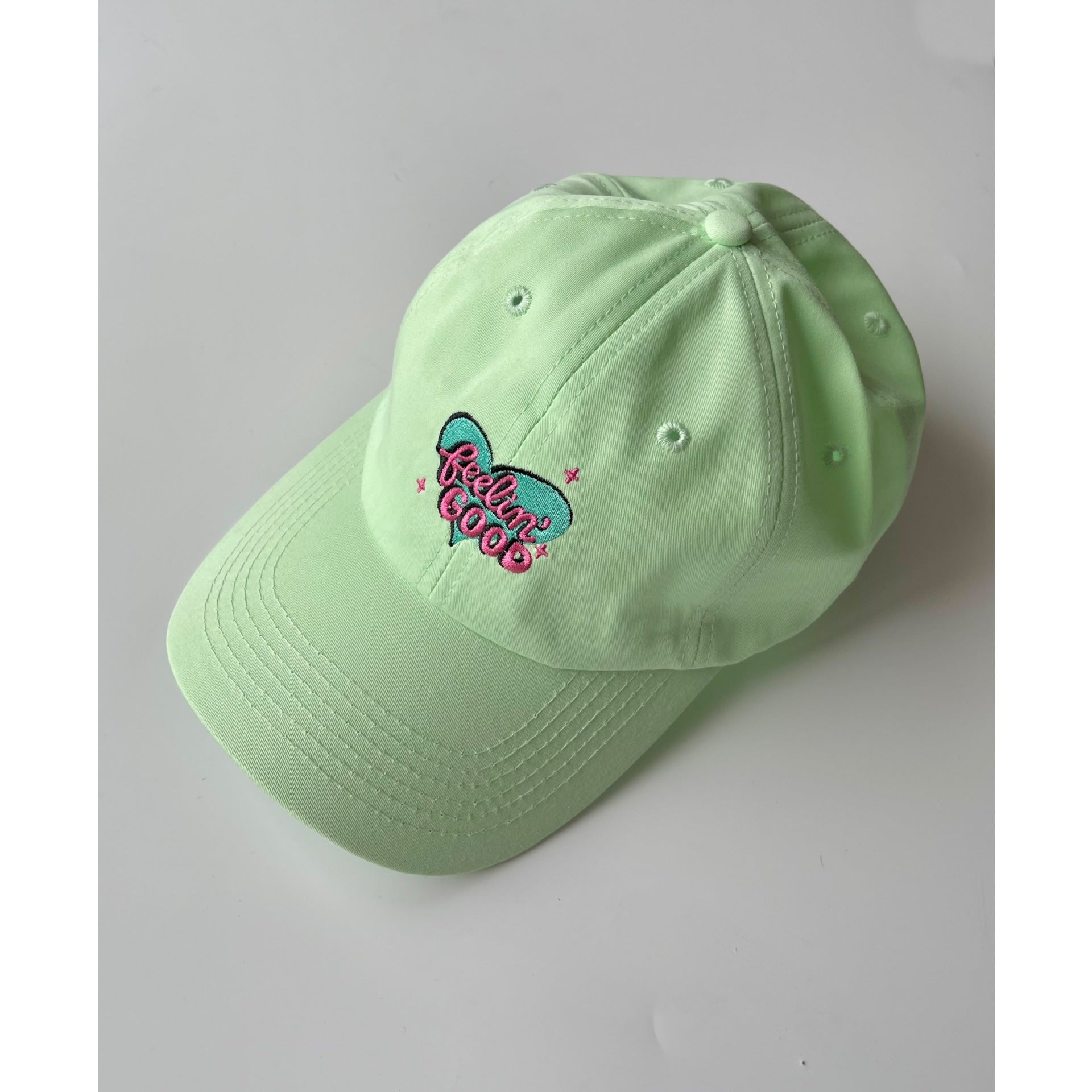 Wholesale Heart Patch Light Color Baseball Cap