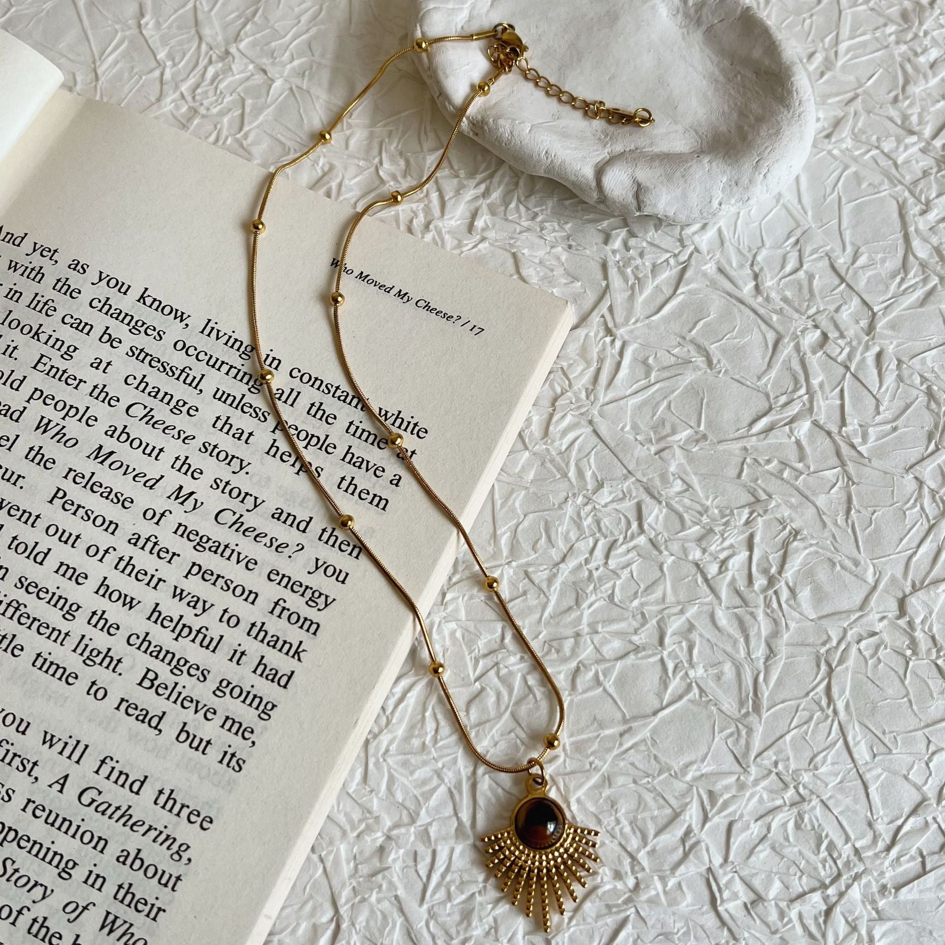 Wholesale Tiger Eye titanium steel necklace for women autumn and winter sweater chain accessories pendant