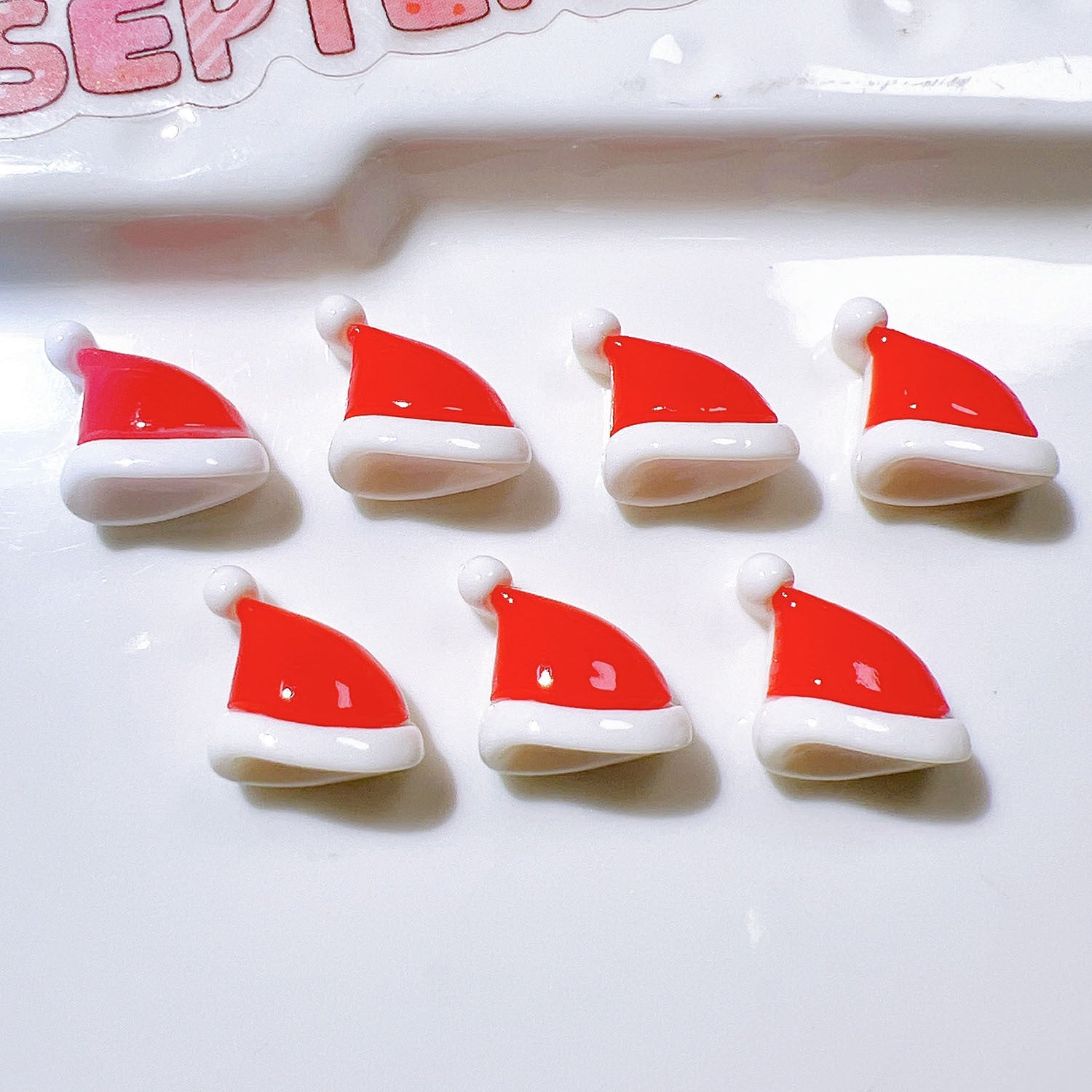 Wholesale 20pcs/pack Christmas resin accessories wholesale DIY handmade materials