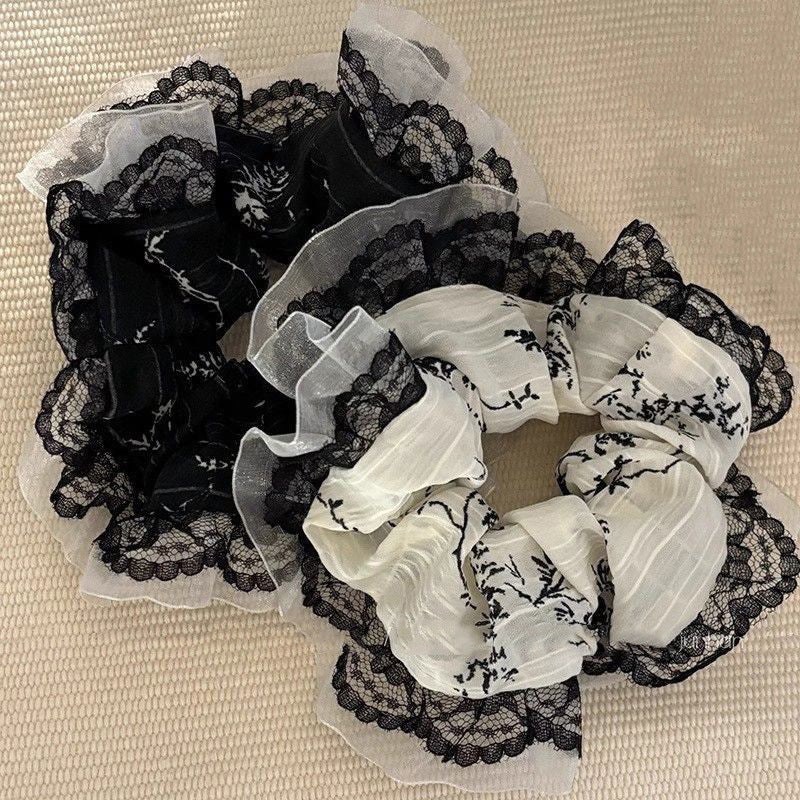 Wholesale Lace Hairband with Floral Pattern