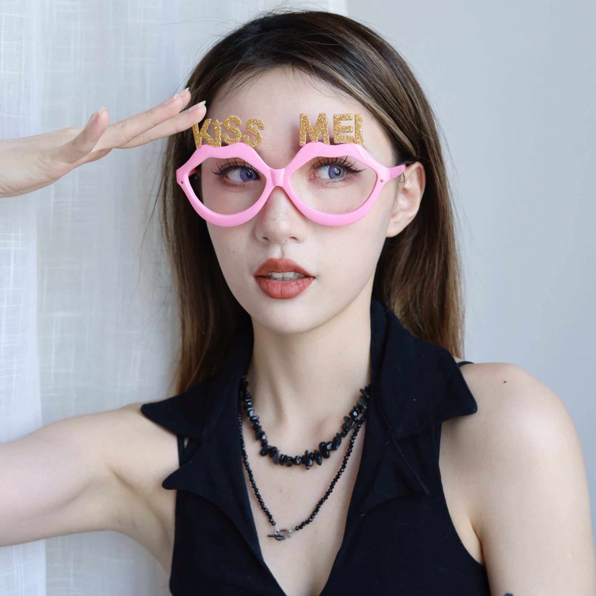 Wholesale ABS Sparkling Pink Lip Shaped Valentine's Day Glasses