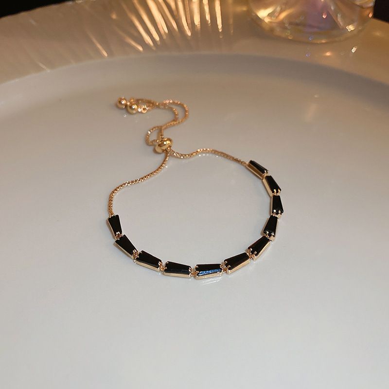 Wholesale Light Luxury Niche Exquisite High-end Pull-out Adjustable Zircon Bracelet