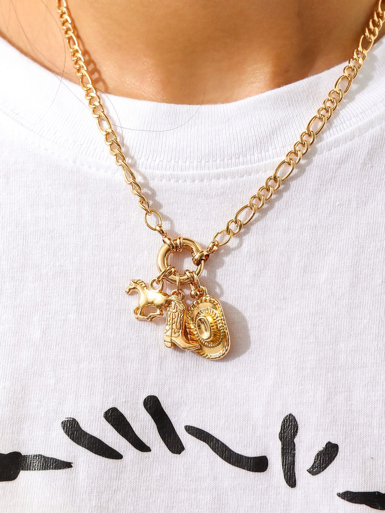 Wholesale Hip Hop Horse Western Style Cowboy Hat Necklace