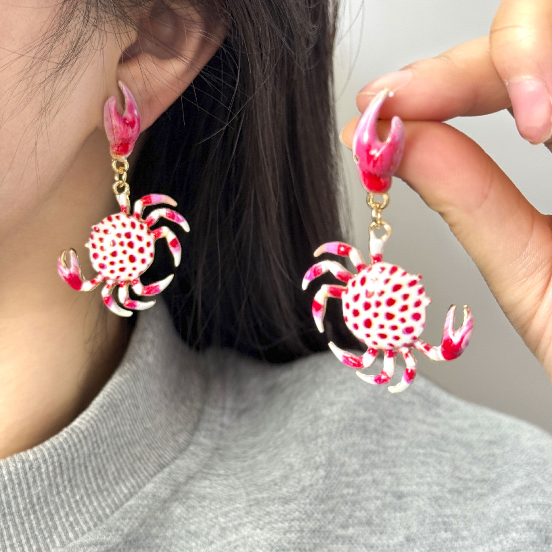 Wholesale Stylish Crab Earrings For Women Summer Beach Cartoon Animal Alloy Jewelry Accessory