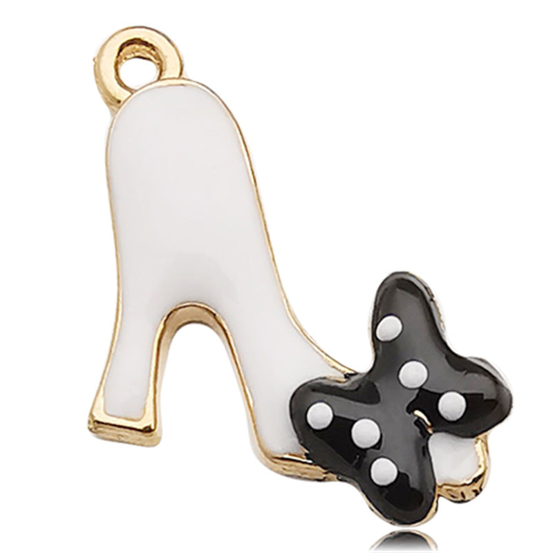 Wholesale Personalized Alloy Oil Dripping Pearl Eye Shadow Flower Perfume Bottle Diy Necklace Pendant Accessories