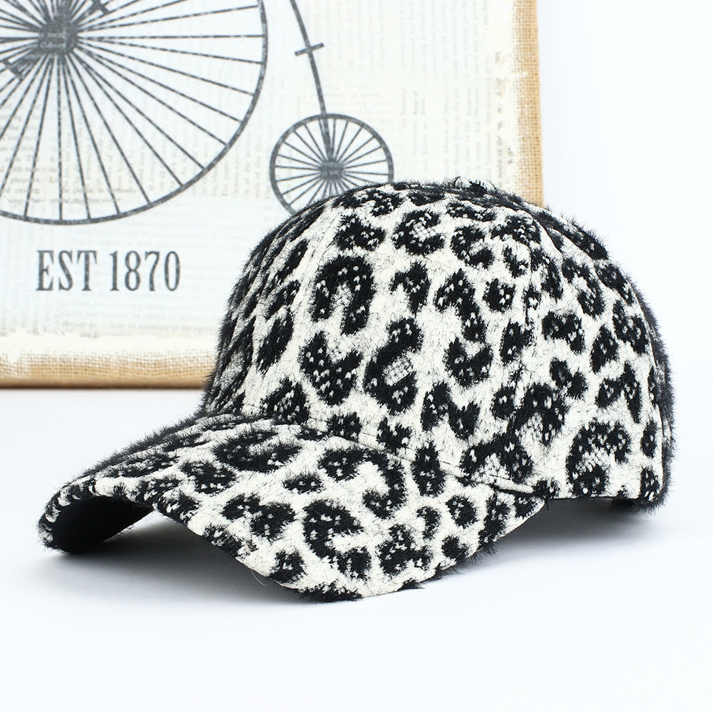 Wholesale Autumn and Winter Leopard Print Fashion Love Men and Women Warm Caps