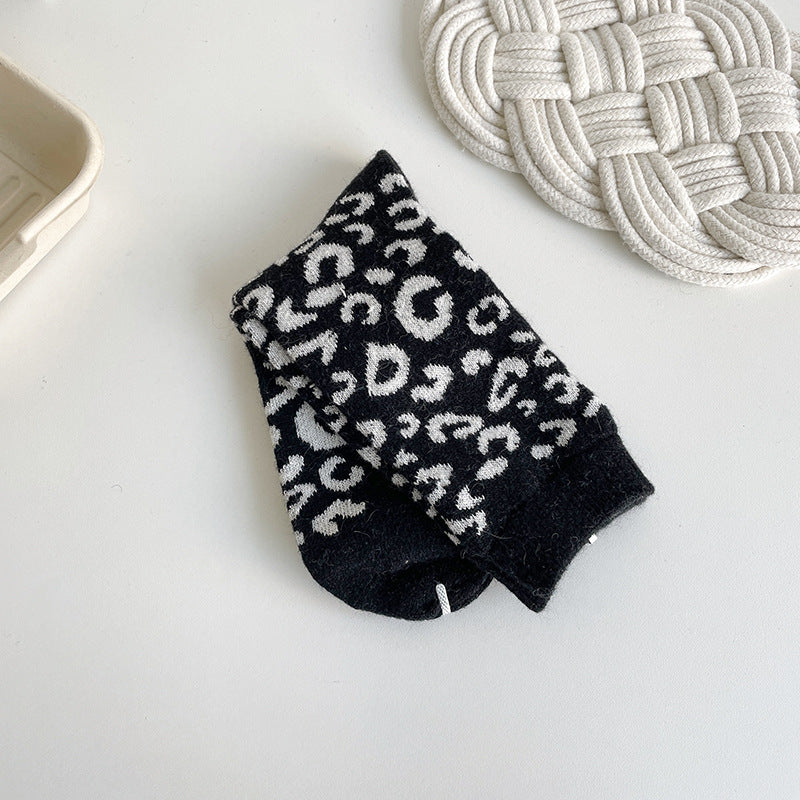 Wholesale Leopard Print Socks, Medium Tube Socks, Winter Warm Wool Socks