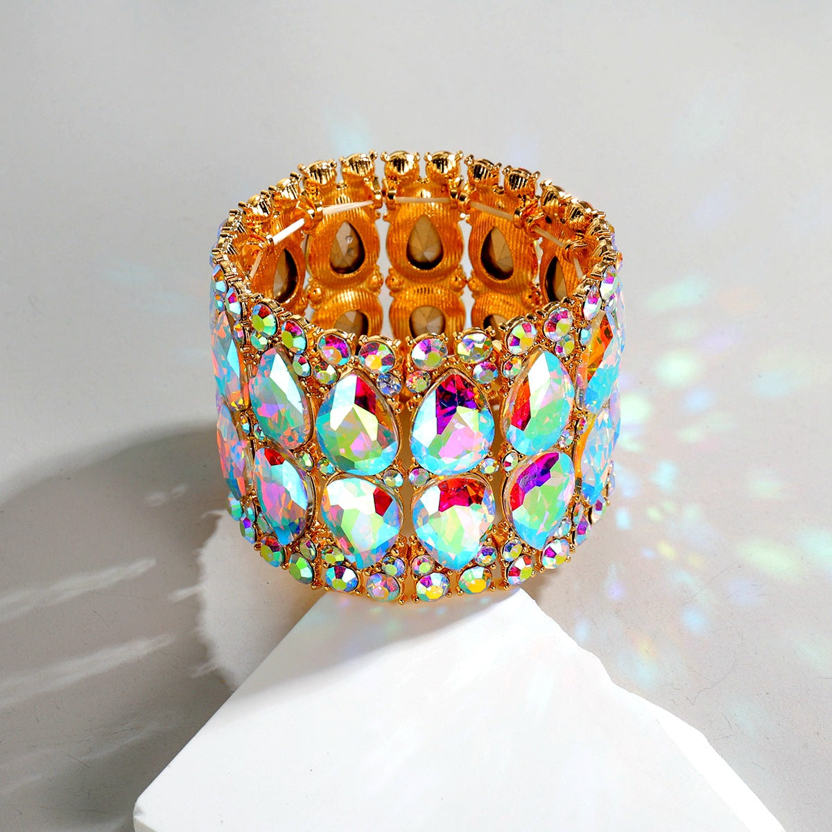 Wholesale European Stylish Rhinestone Elastic Bracelet Gold Alloy Jewelry Accessory For Boutique Resale