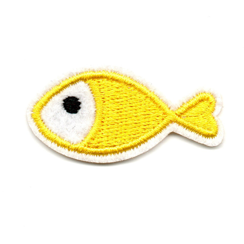 Wholesale Non Woven Fabric Embroidered Fish Patches Cartoon DIY Applique Decorative Craft Supply For Towels