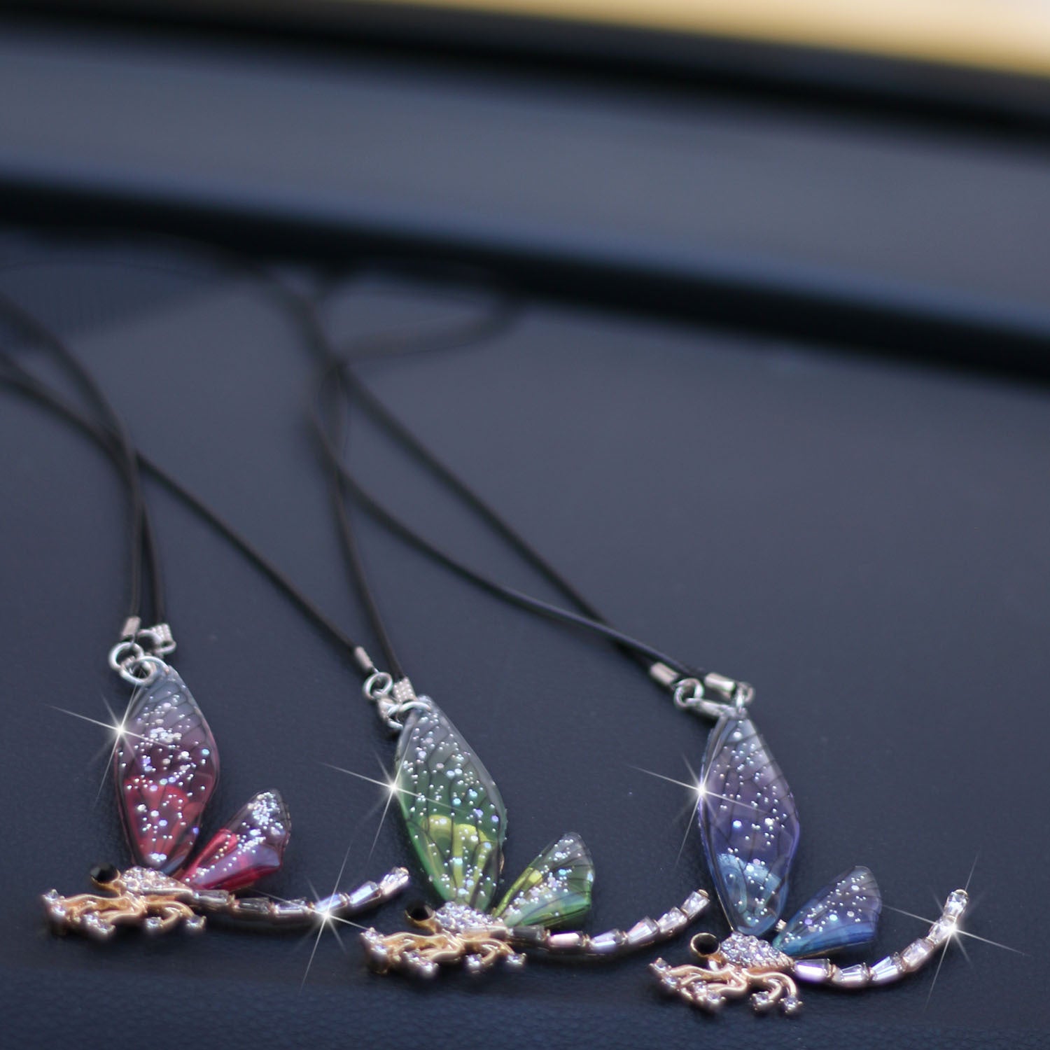 Wholesale transparent wings metal dragonfly car decoration pendant