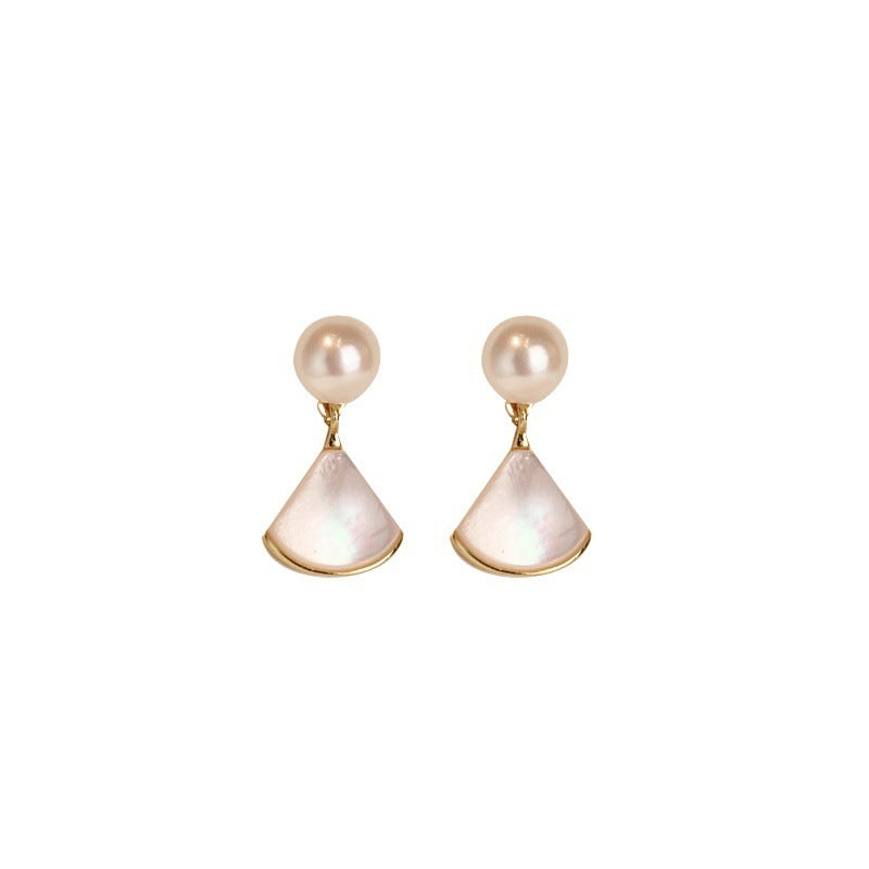 Wholesale pearl earrings niche fashion simple earrings