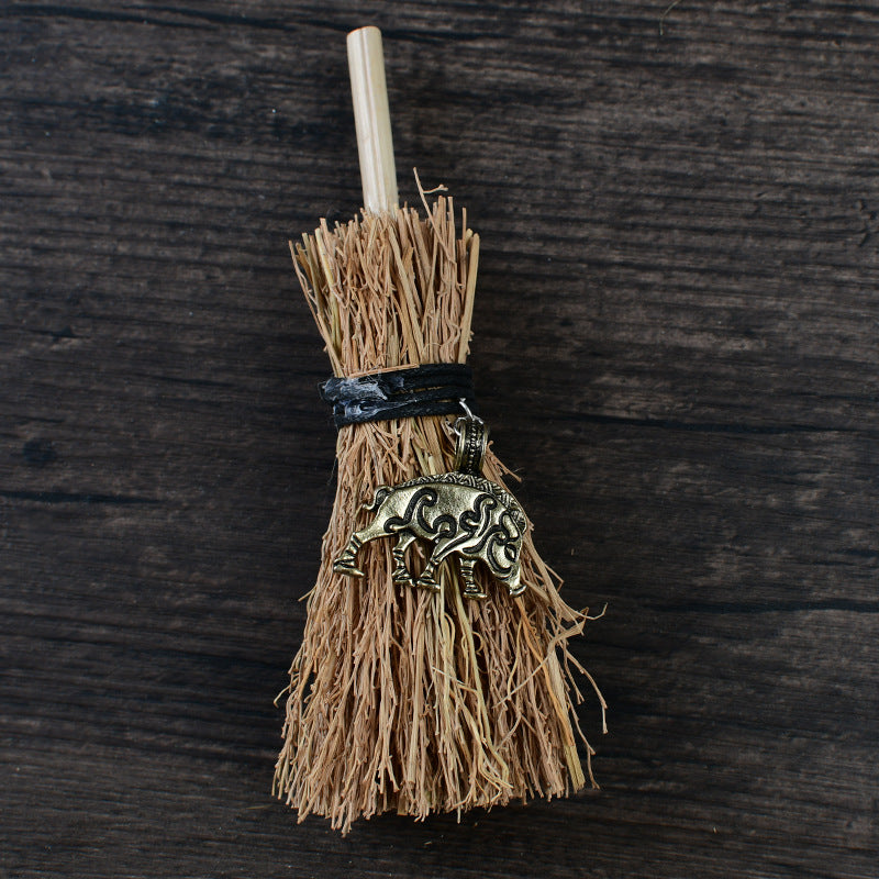 Wholesale mini broom pendant