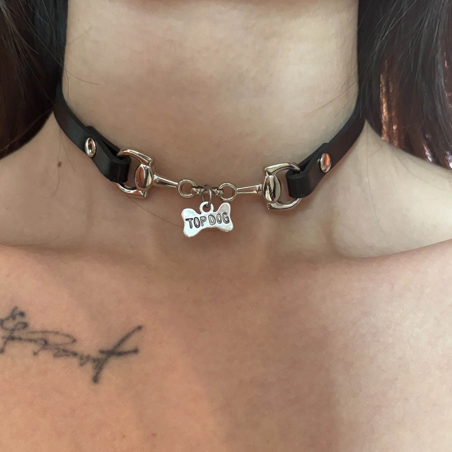 Wholesale Vintage Maillard Collar Plush Sunflower Pendant Necklace