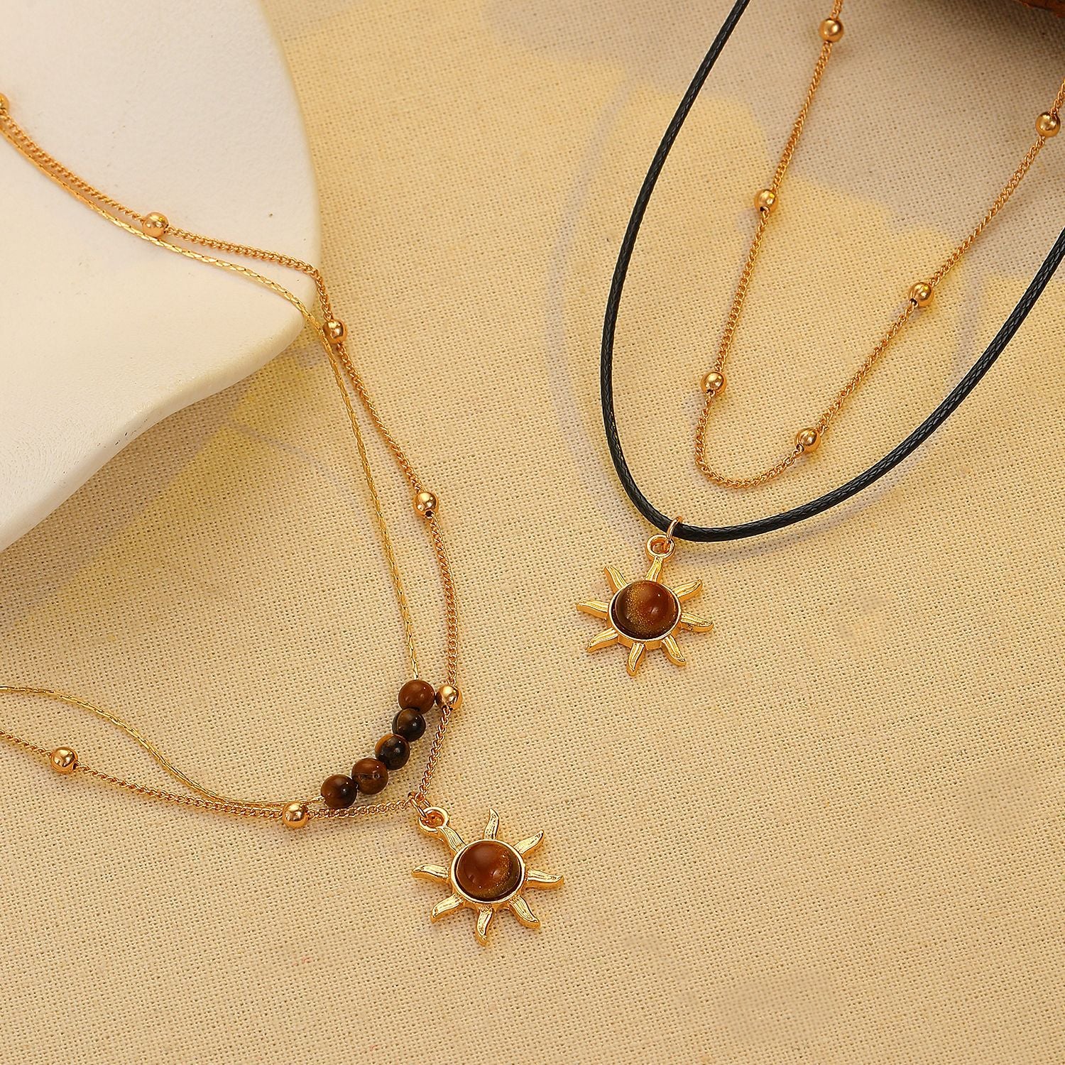 Wholesale Women' s golden sunflower tiger' s eye necklace
