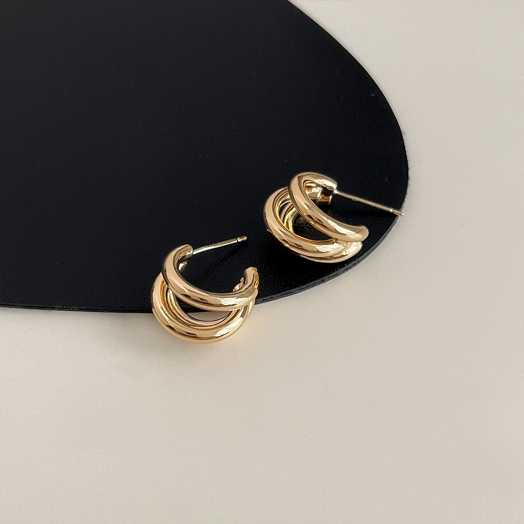 Wholesale Retro geometric metallic irregular earrings
