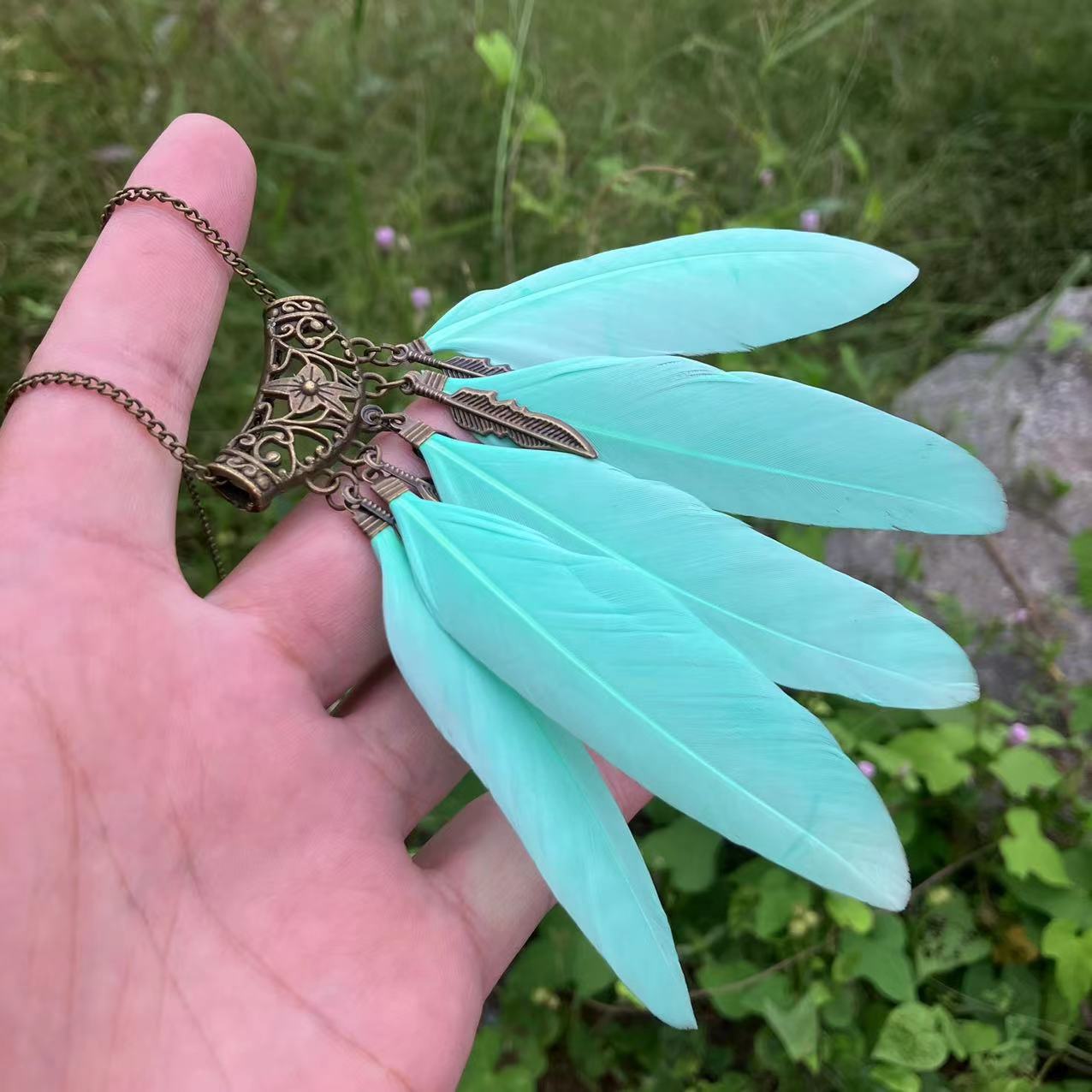 Wholesale Feather Indians Weave Chains of Vintage Leaf Sweaters