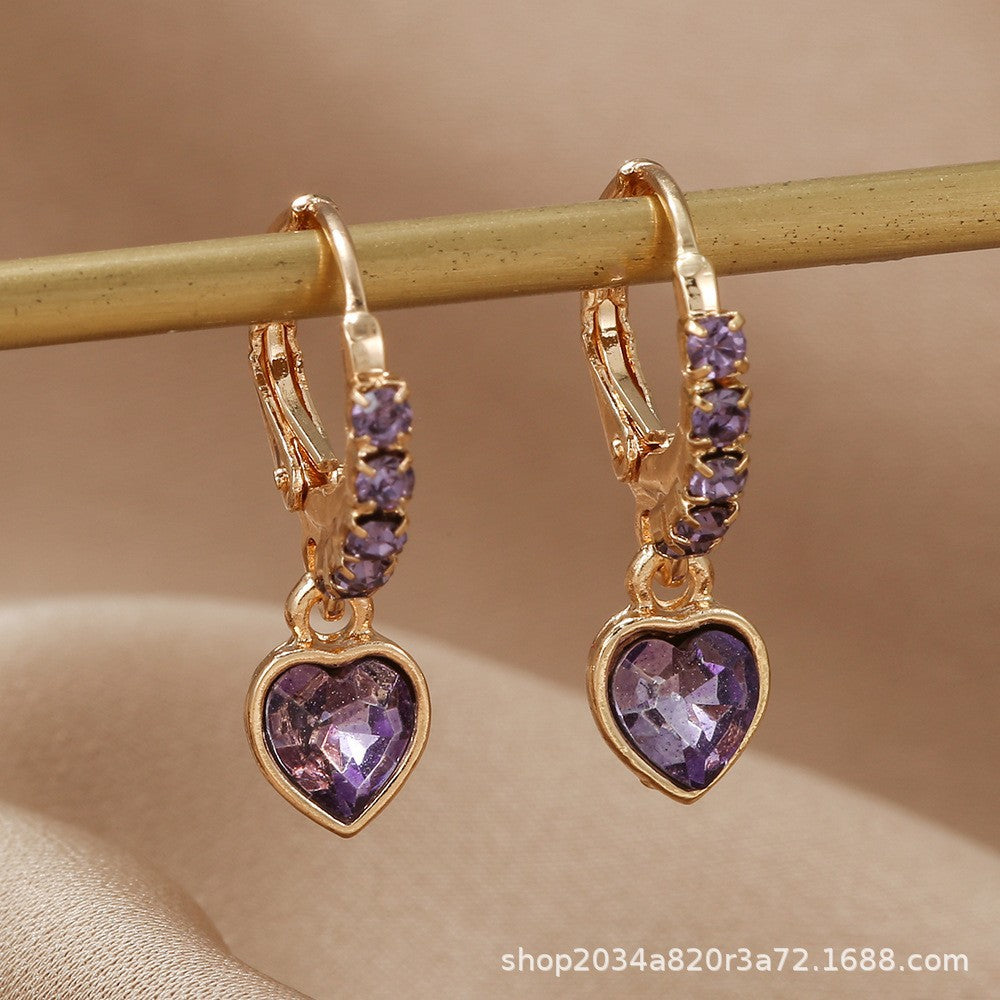 Wholesale Cute and fashionable environmentally friendly metal alloy diamond heart pendant